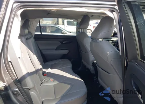 2020 Toyota Highlander Xle z USA, uszkodzony, nr VIN 5TDHZRAH0LS508424